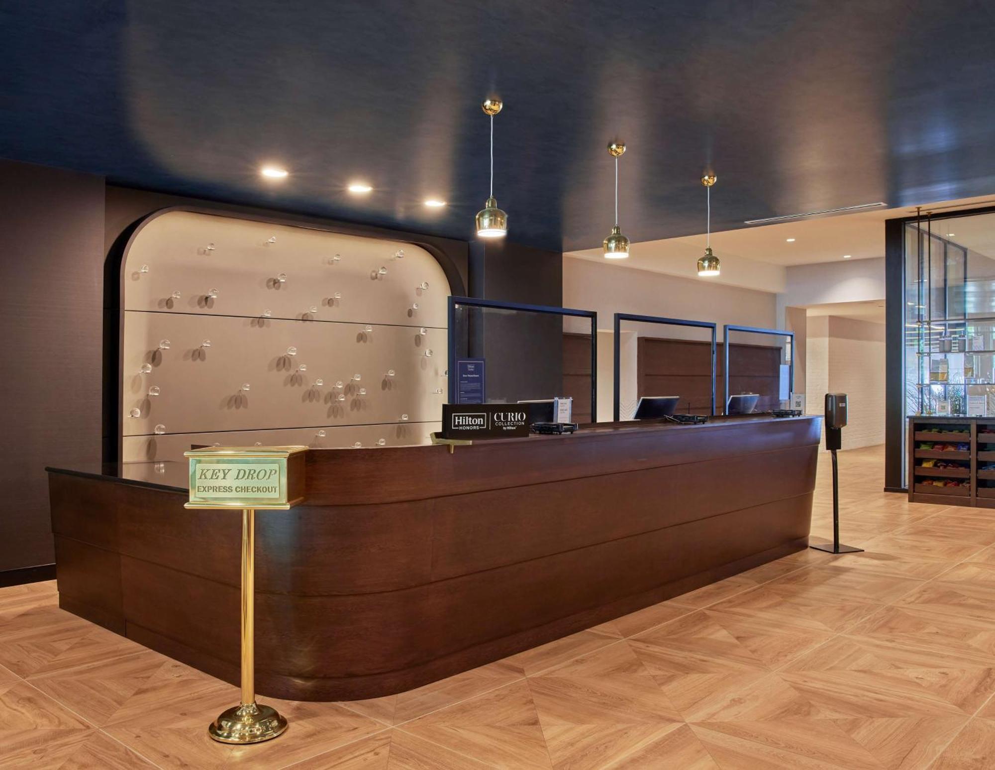 Sable At Navy Pier Chicago, Curio Collection By Hilton Hotel Exterior photo