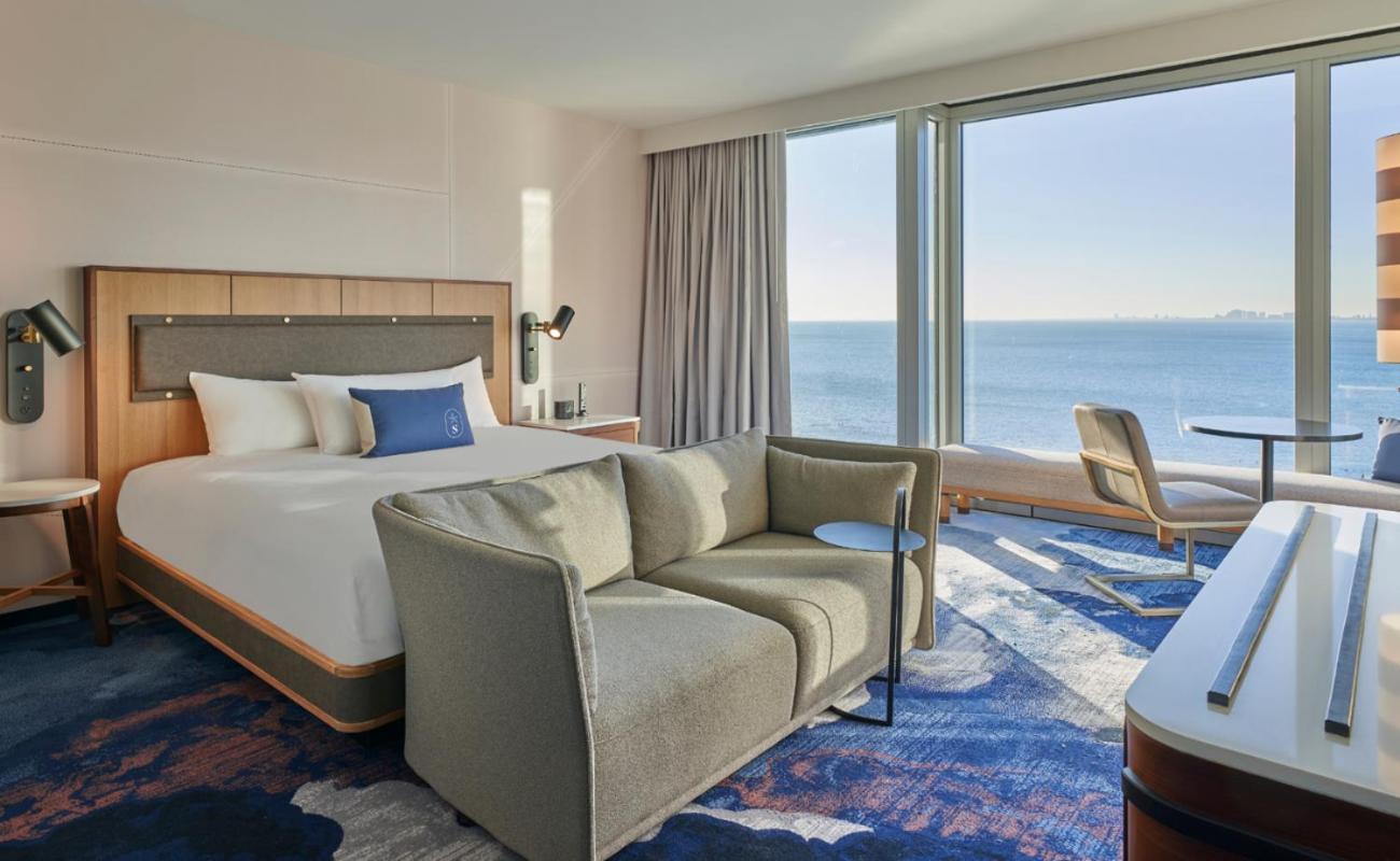 Sable At Navy Pier Chicago, Curio Collection By Hilton Hotel Exterior photo